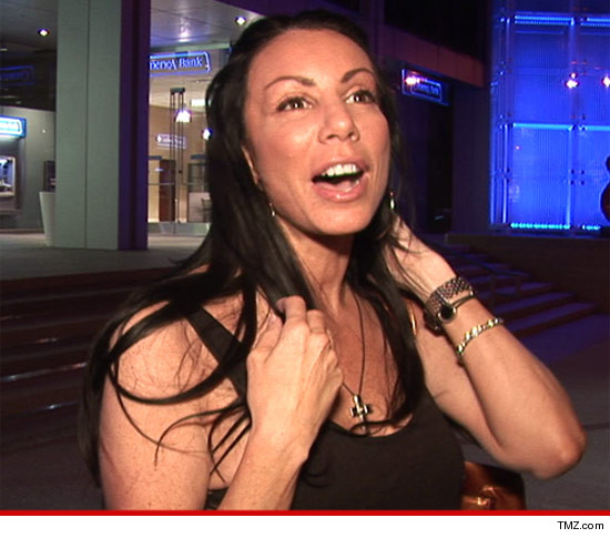 1018-danielle-staub-tmz