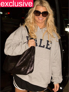 Jessica Simpson All Smiles At the Gym After Parents Split