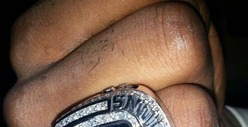 LeBron James Knuckles Up ... with CHAMPIONSHIP RING!