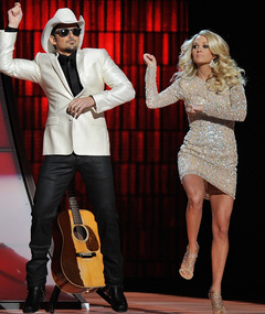 Brad Paisley and Carrie Underwood Dance "Gangnam Style"!