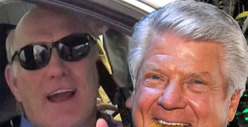 Terry Bradshaw -- I'm NOT a Racist ... But Jimmy Johnson Does LOVE Chicken