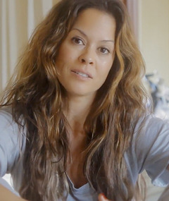 Brooke Burke-Charvet Reveals Thyroid Cancer Diagnosis