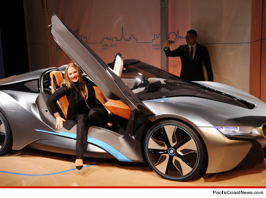 1113-uma_thurman_bmw_pcn