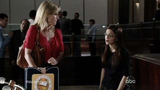 111512_modern_family