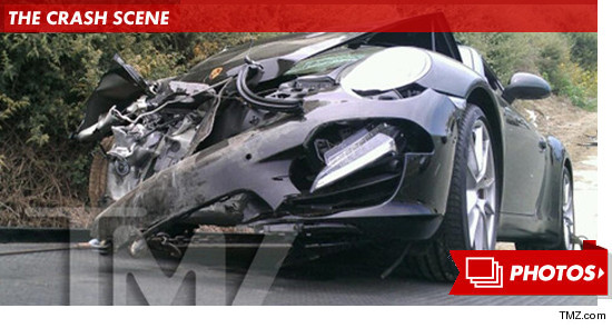 1119-lohan-car-crash-footer-4
