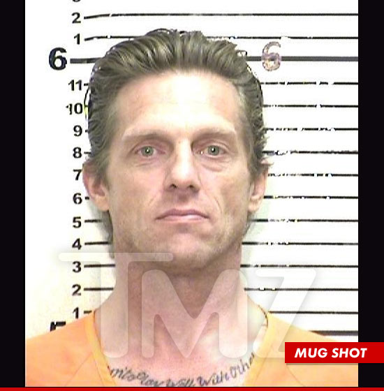 1121_puck_mugshot