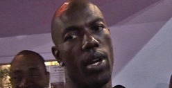 Terrell Owens -- Former NFL Star Unloads Another Condo ... For Massive LOSS