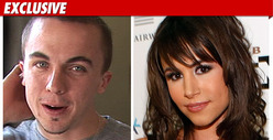 Frankie Muniz & GF -- Cozy Date After Gun Incident 