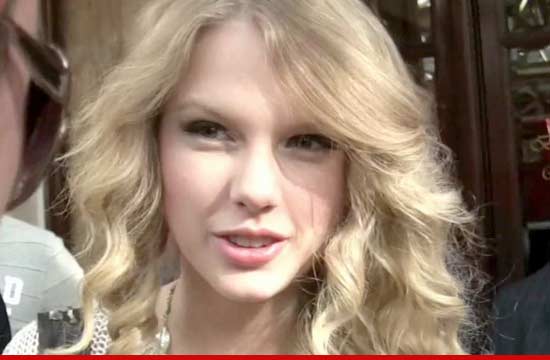 1214_taylor_swift_01