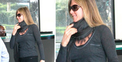 Jennifer Aniston -- Is THAT a Baby Bump???