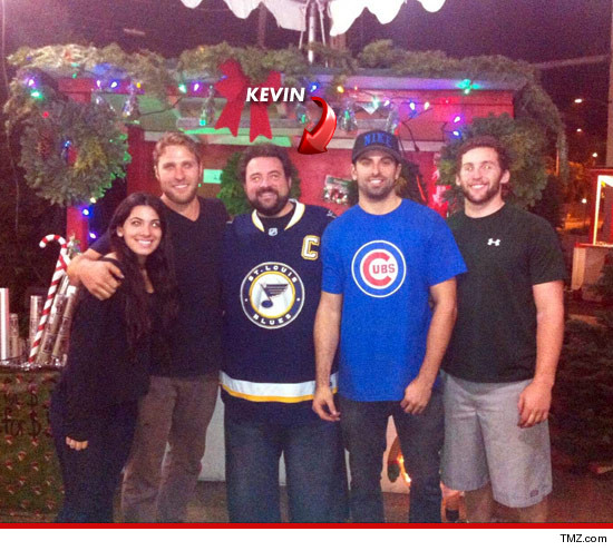 1214_kevin_smith_christmas_tree_article