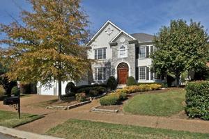 Carrie Underwood Sells House for $372k