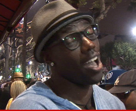 0102-terrell-owens-tmz