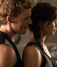 See Katniss, Finnick & Peeta In New "Catching Fire" Pics