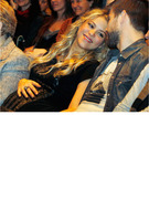 Shakira Shows Off Baby Bump in Barcelona! 