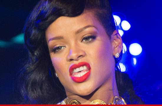 0121_rihanna_01
