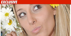 Vienna Moves on with New BF -- All Expenses Paid