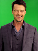 Josh Duhamel To Host Kid's Choice Awards! 