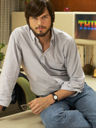 First Look: Ashton Kutcher As Steve Jobs