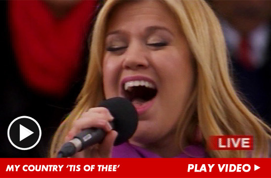0124-my-country-kelly-clarkson