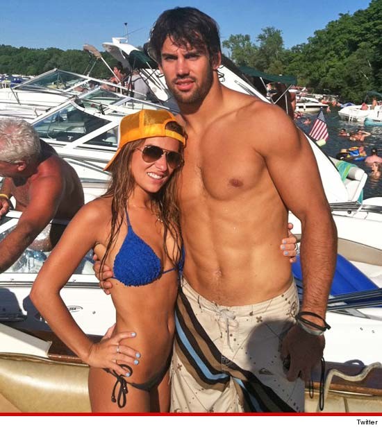 0131_eric_decker_twitter