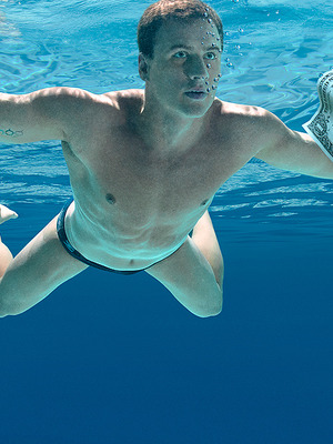 Ryan Lochte Recreates Nirvana Album Cover