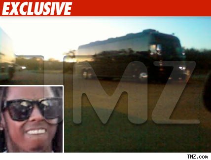1218_lil_wayne_tour_bus_ex3-1