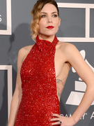 Grammy Dress Code -- Stars Who Didn't Get the Memo!