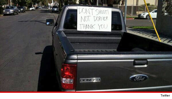 0212_not-chris_dorner-truck-twitter