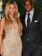 Photos: Beyonce Stuns at Premiere with Jay-Z