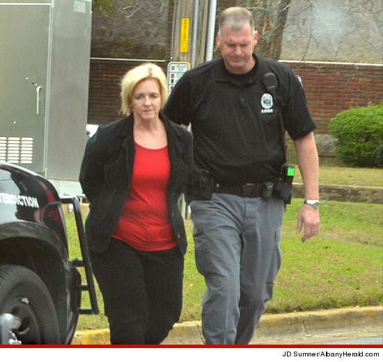 0214_Cheryl-Jean-Phillips-phillip-phillips-mom-article