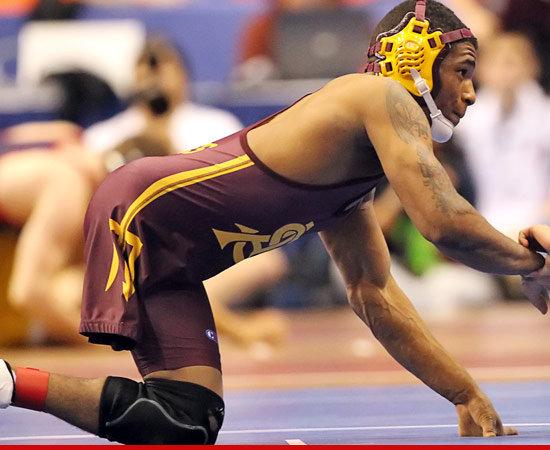 0215-anthony-robles-getty-wrestling