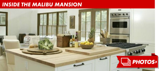 0215_dave_matthews_malibu_mansion_footer