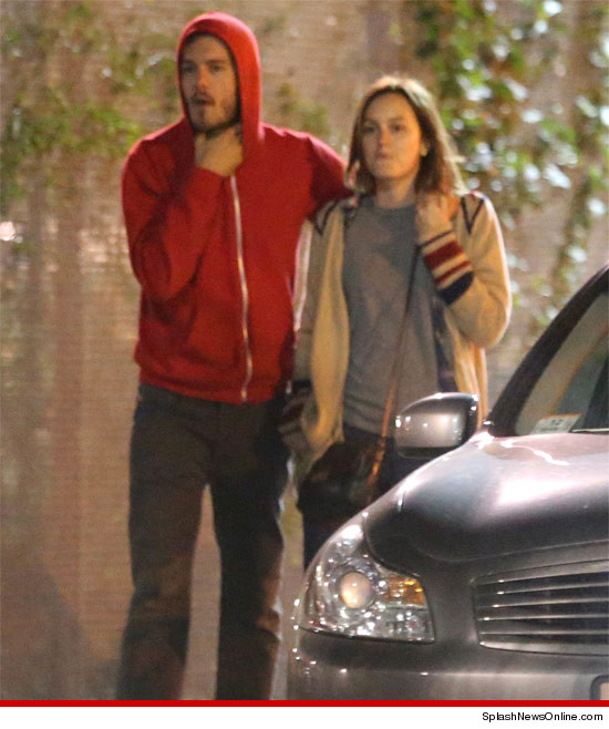 0223-adam-brody-leighton-meester-splash