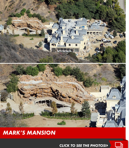 Arnold Schwarzenegger -- The Hot Blonde Dinner Date  