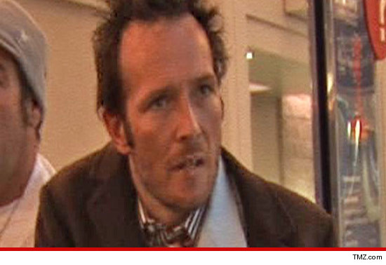 0227-tmz-scott-weiland