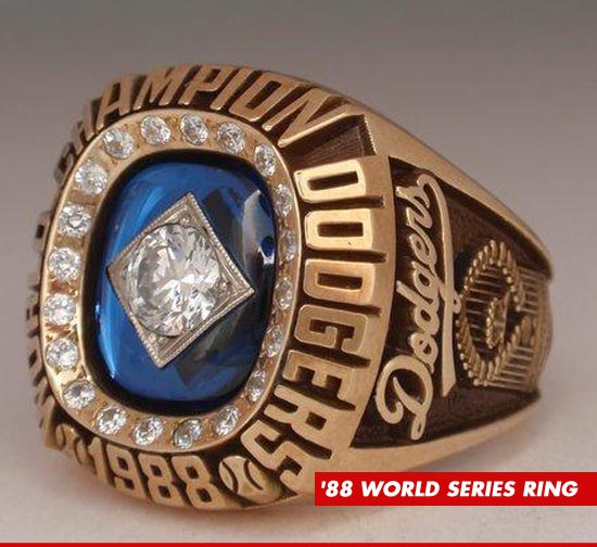 0311_88_dodgers_ring