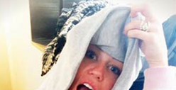 Miley Cyrus -- Engagement Ring Is Back in the Picture