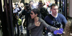 Halle Berry -- Restrains Olivier During Explosive Altercation with Paps