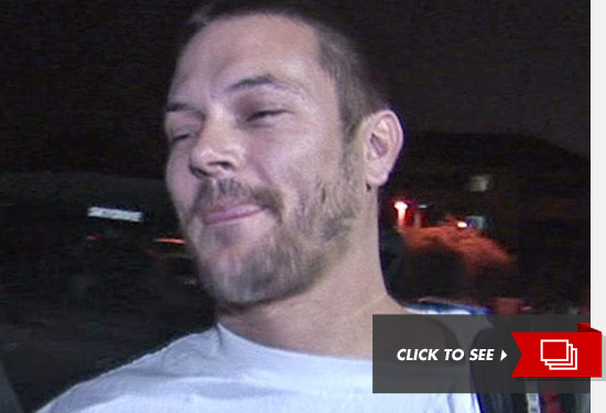 kevin_federline_500_375_click_to_see