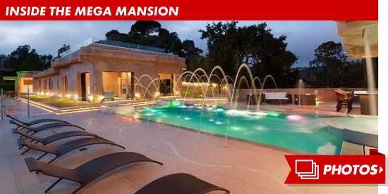 0404_rihanna_mega_mansion_footer_v2