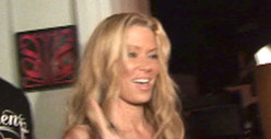 Jenna Jameson Gets Off ... Also Skates In Battery Case