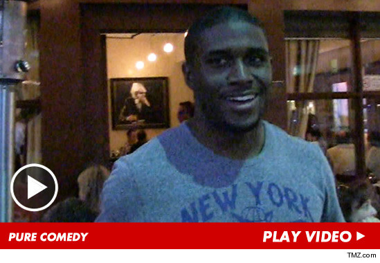 041113_reggie_bush_launch