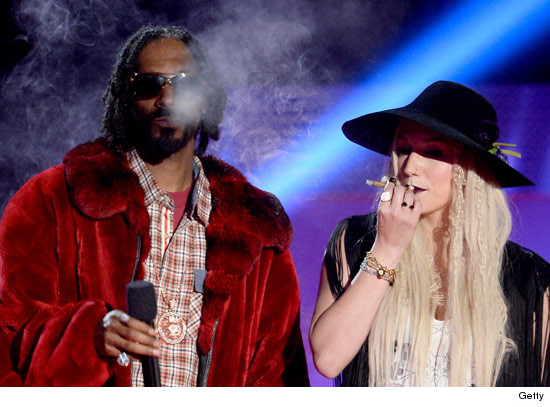 0414_mtv_awards_snoop_kesha