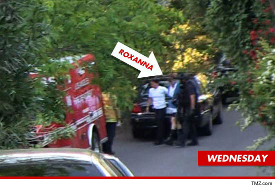 0419-eddie-kaye-roxanna-tmz
