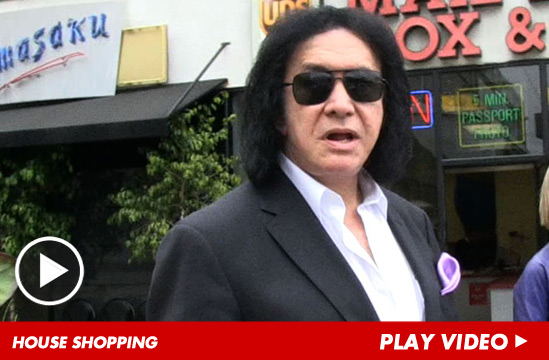 042513_gene_simmons_launch
