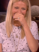 Gwyneth Paltrow: TMI with Ellen DeGeneres Over Personal Grooming