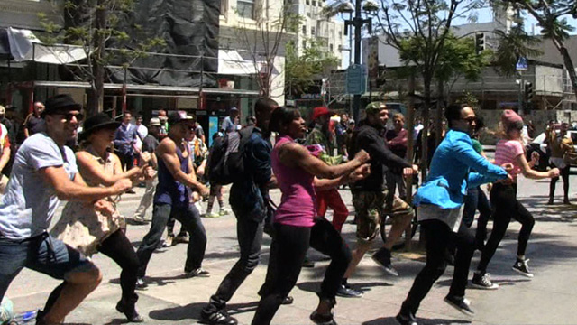 042613_flash_mob