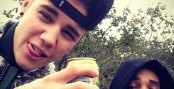 Justin Bieber -- BEER ME [Photo]