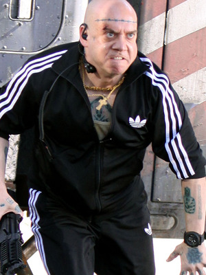 First Look: Paul Giamatti in Costume on "The Amazing Spider-Man 2" Set!